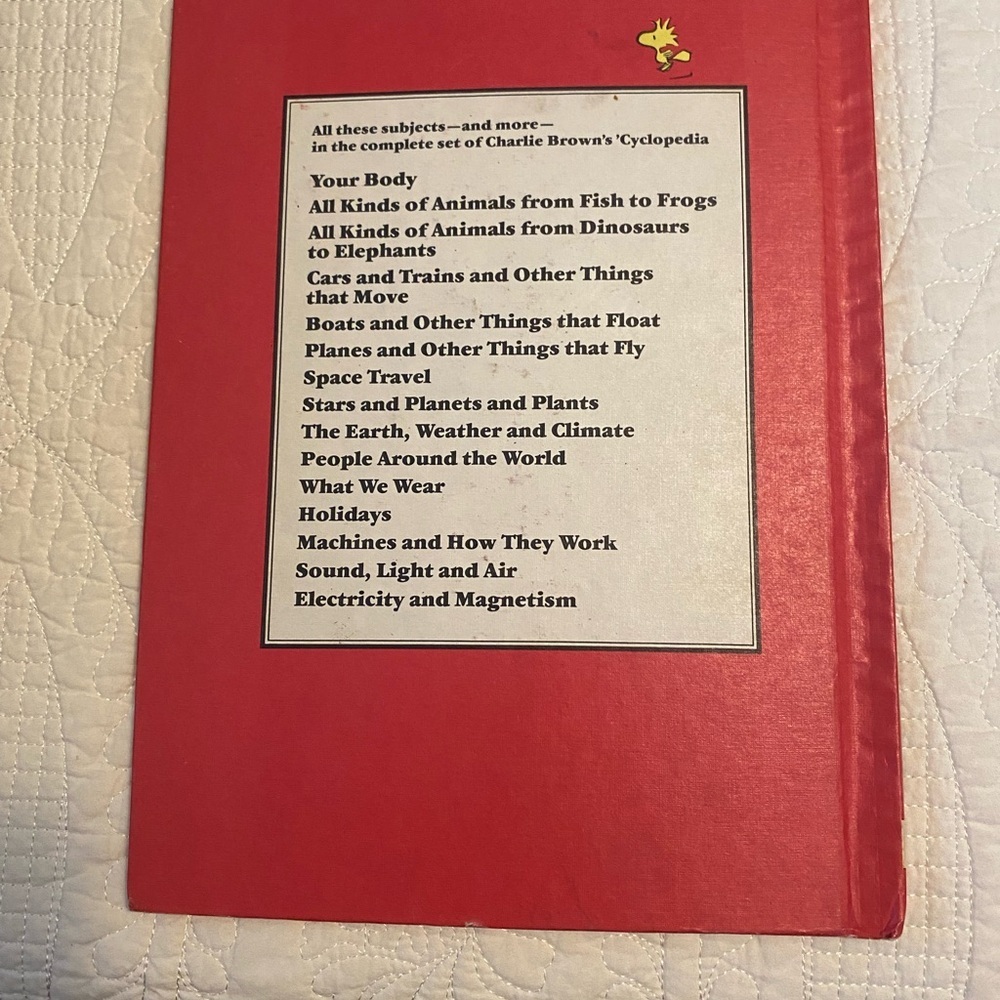 Charlie Brown's 'Cyclopedia Volume 1 Book - Picture 2 of 8